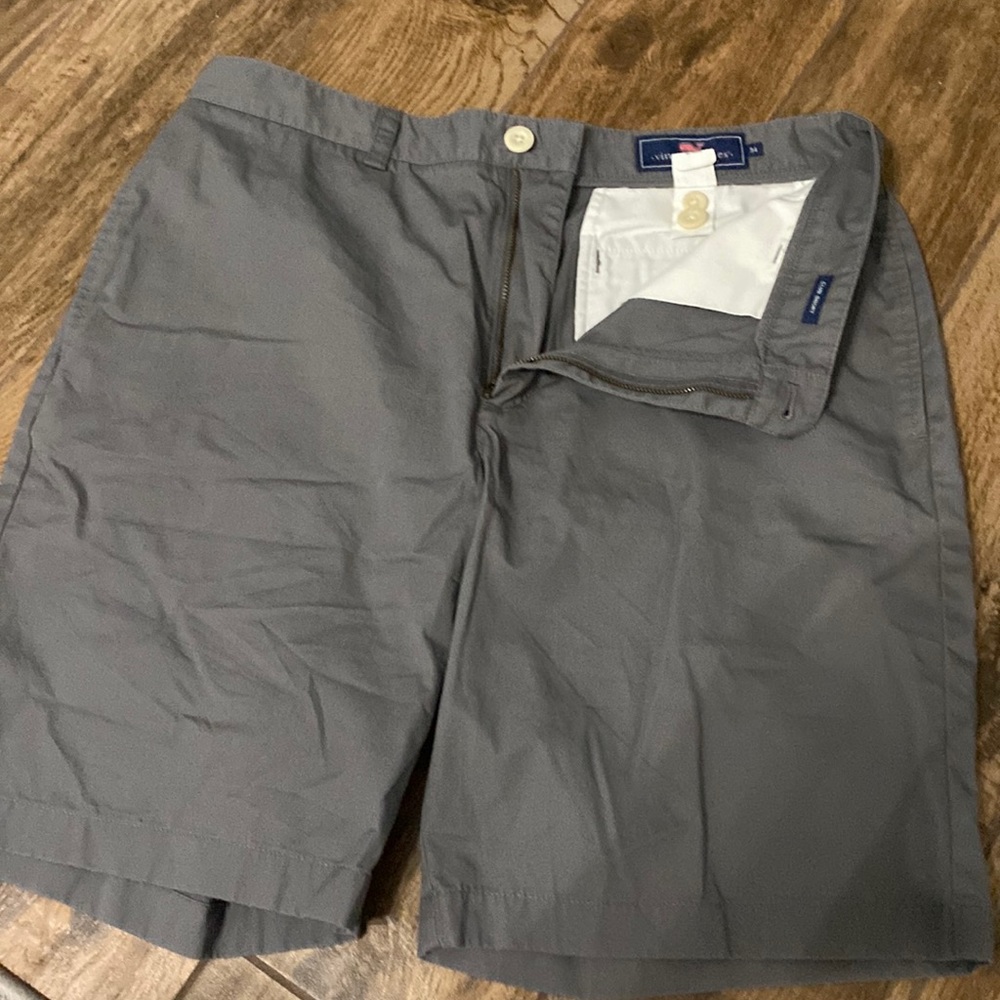 Vineyard Vines Men’s shorts - 2 pair